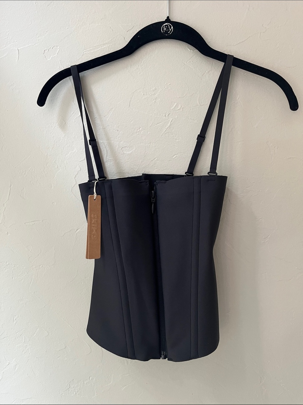 SKIMS BODY WAIST CINCHER IN ONYX M
